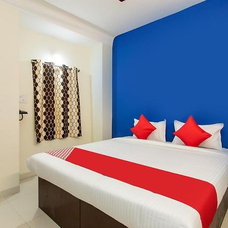 Oyo 27862 Hotel Brooklyn Indore Exterior foto